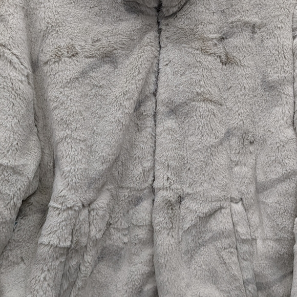 Nike Sportswear Plush Women's Printed Faux Fur Jacket - Picture 5 of 10